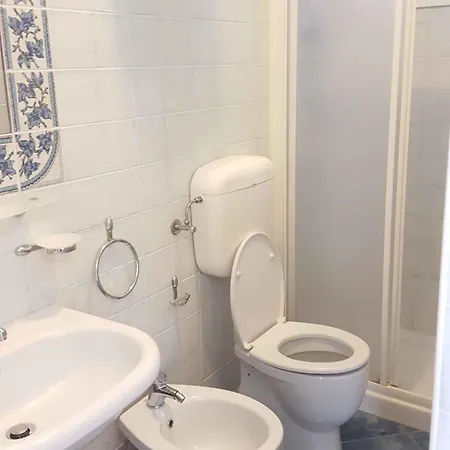 Apartman In 48308